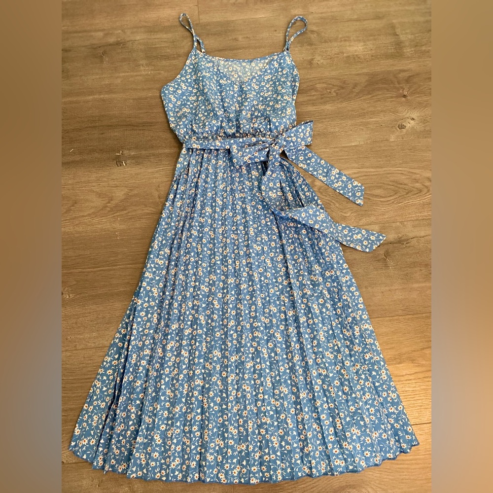 Blue floral dress 👗